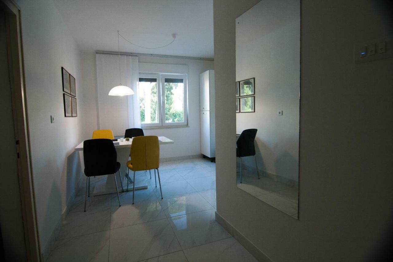 PUY New Renovated Apartment 15 Min From Beach On Foot מראה חיצוני תמונה