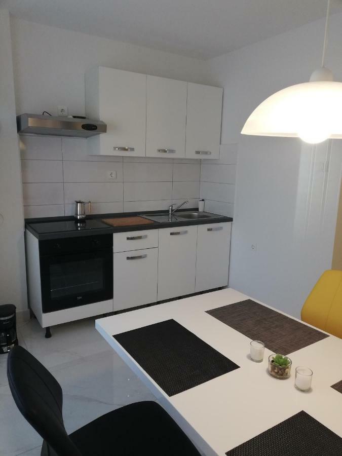 PUY New Renovated Apartment 15 Min From Beach On Foot מראה חיצוני תמונה